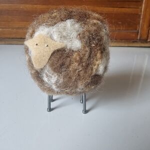 Handmade Shetland Felted Wool Sheep Figurine Brown And Cream New